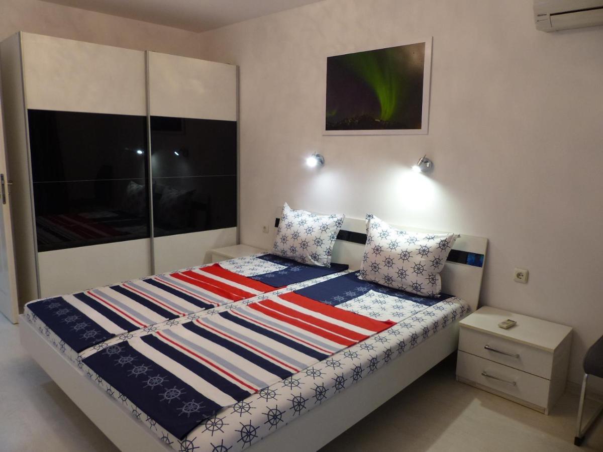 Apartament Holiday Бургас Екстериор снимка