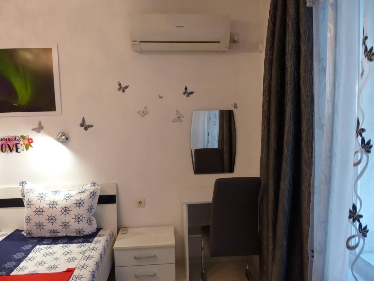 Apartament Holiday Бургас Екстериор снимка